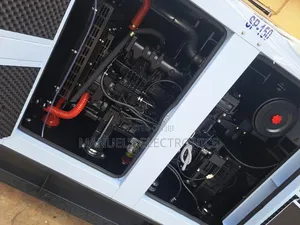 》《Perkins Diesel Soundproof Generator Model Sp150kva