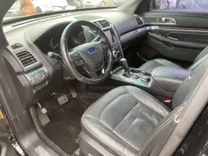 Ford Explorer 2016 Black