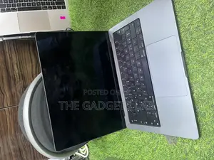 M2 Pro Screen