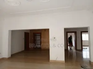 3bedroom Flat Strictly for Office Use
