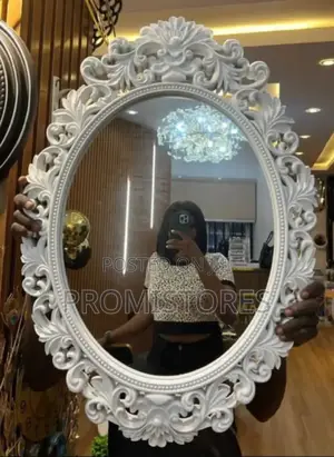 White Wall Decorative Design Mirror