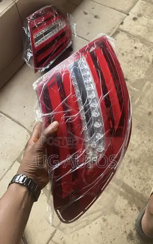 Rear Light Mercedes Benz C300 2013 (W204)