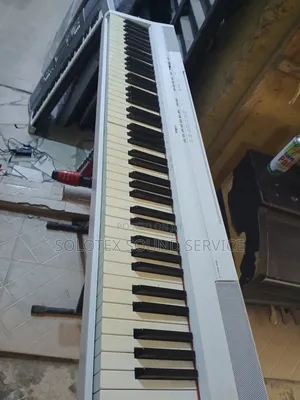 Original Uk Used P115 Yamaha Keyboard
