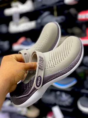 Plain Quality Crocs