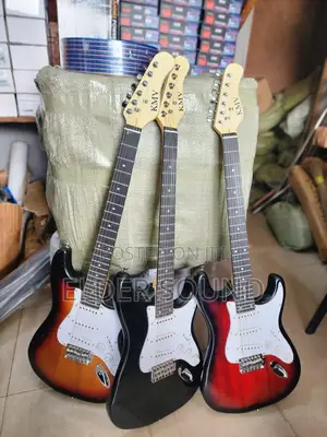 Fender Stratocaster Electric Guitar 6 Strings