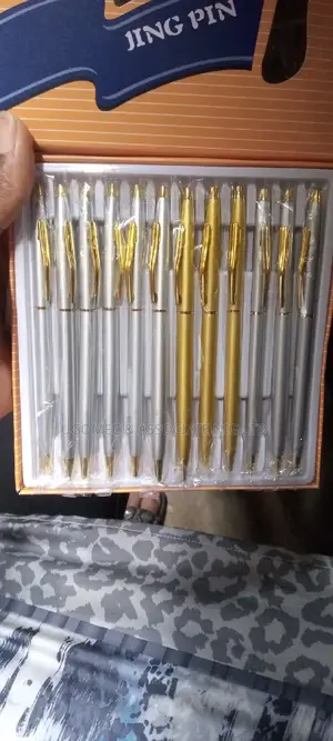 Beautiful Pack of Steel Pens by 12pcs