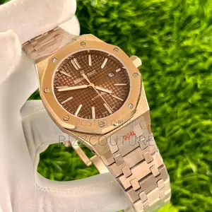 Original Audemars Piquet Automatic Gold Chain Watch in Store