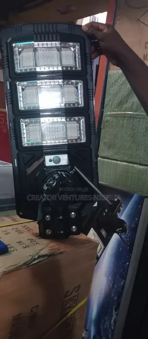 Solar Street Light With 4G Camera,Big Lithium Battery,300wat