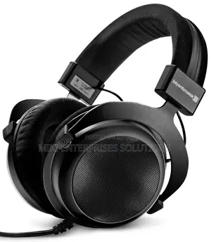 Beyerdynamic DT 880 Pro Studio Headphone