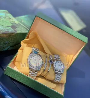 His Hers Luxury 4 Pieces Wrist Watches N Braclets