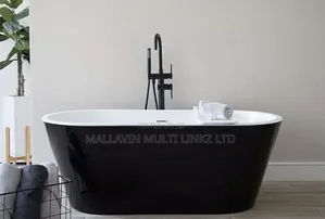 Black and White Freestanding Bathtubs