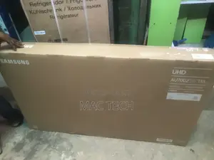 Samsung 65 Inches Smart Tv. 65AU8000
