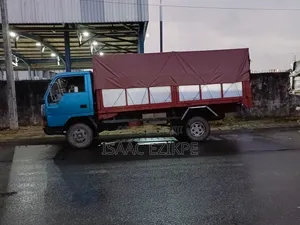 Mini Truck for Hire
