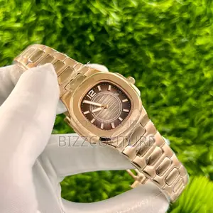 Original Patek Philippe Geneve Gold Chian Watch Is Available