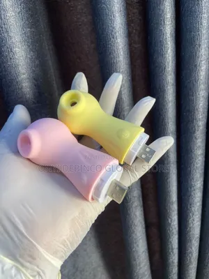 LILO Rechargeable Nipple and Clitoris Sucking Vibrator