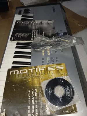 Yamaha Motif Es8