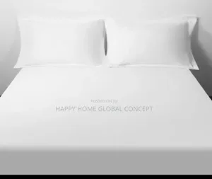 4 by 6 Pure White Bedspread and 2 Pillowcases