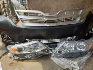 Complete Front Bumper and Headlamp Venza 2012