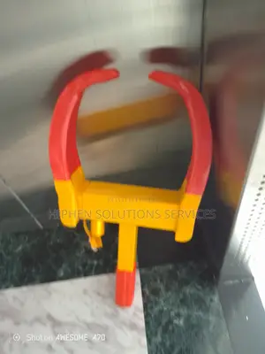 Security Tires Anti-Theft Lock for Vehicle Tracker