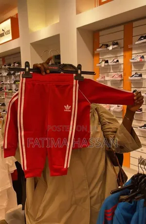 Original Barely Worn Addidas Jogger Set