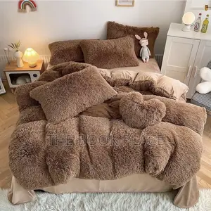 Fur Duvet and Bedsheet With Pillow Case