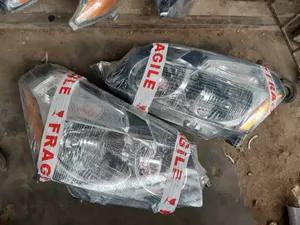Headlamp Pontiac Vibe 2009