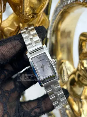 Original Emporio Armani Lady Silver Chain Watch Is Available