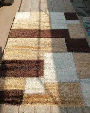 4 by 6 Feets Shaggy Centre Rug