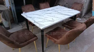 Unique Classique Dinning