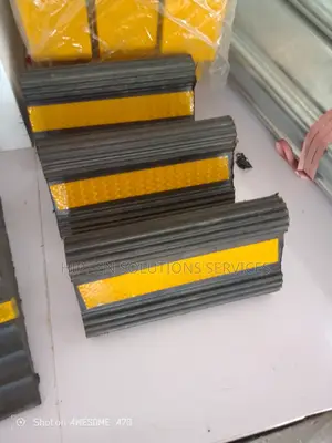 18 Inch Aircraft Rubber Wheel Chock Pair for Trailer