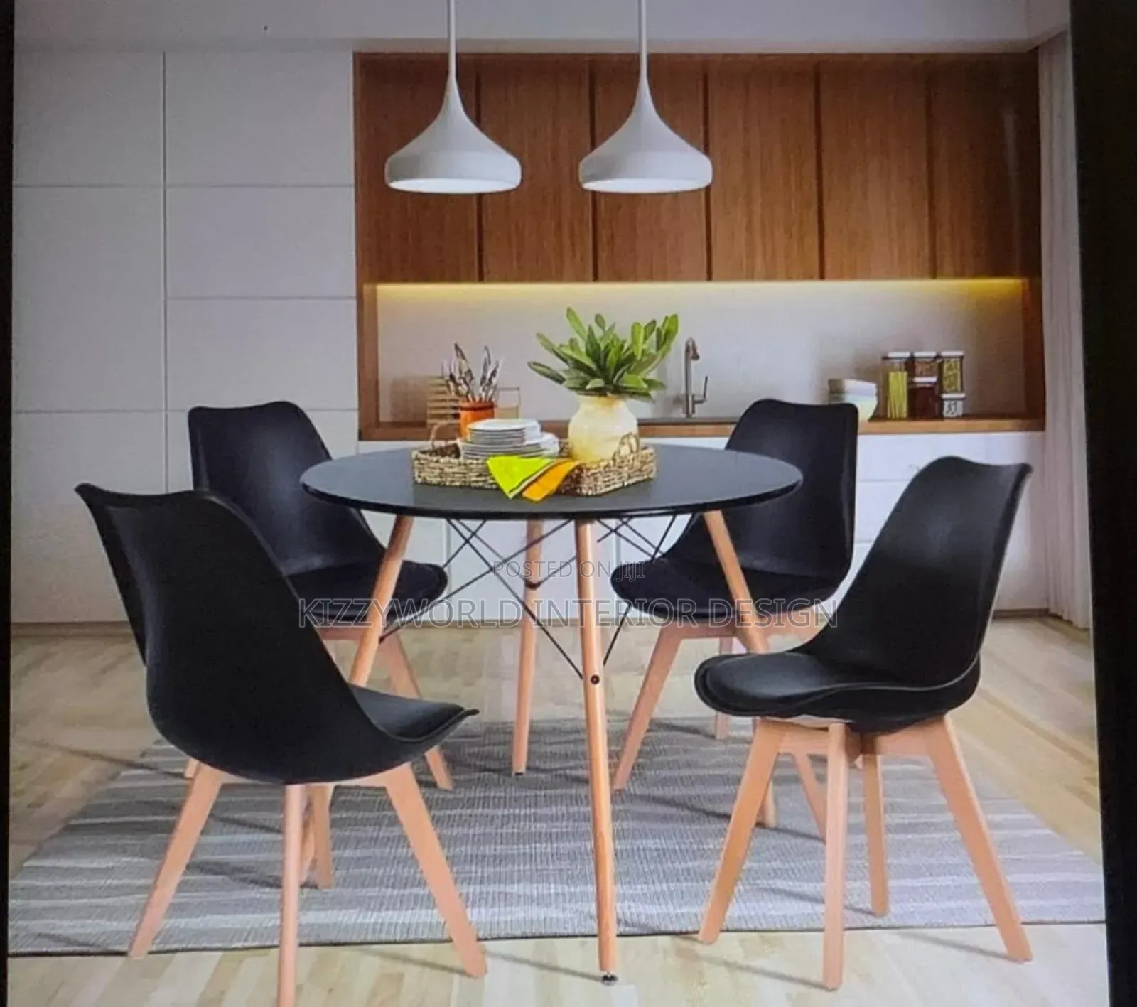 Dinning Table Set.