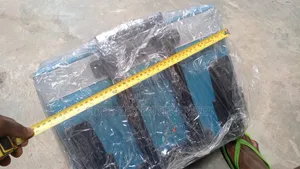 Total Heavy Duty Tools Bag  With Two Tires