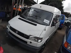 Volkswagen Transporter 2005 White
