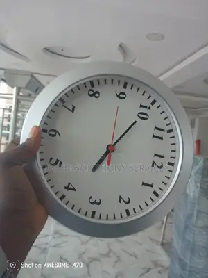 Home Office Hotel Room Wifi Security Wall Clock Camera