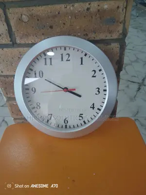 Battery Powered Wall Clock Spy Camera/DVR