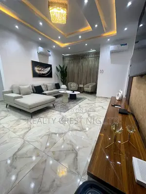Exquisite 3 Bedroom Apartment