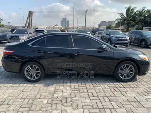 Toyota Camry SE 4dr Sedan (2.5L 4cyl 6A) 2017 Black