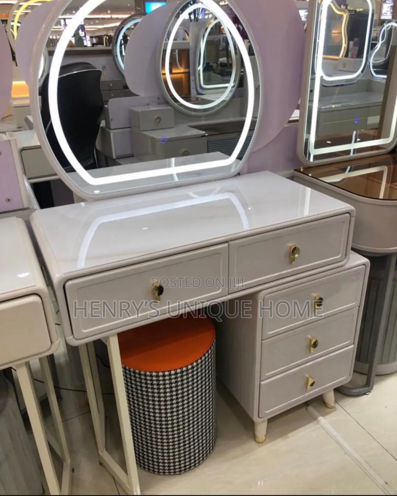 Dressing Mirror With Drawer