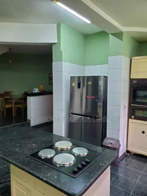 7bdrm Duplex in Ikeja Gra for rent