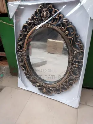 Black Royal Design Mirror