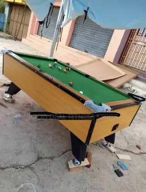 Well Made Coin Snooker Board Suitable for Business