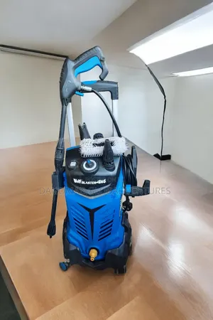 Wolf Blaster 4-by-4 165 Bar High Pressure Washer