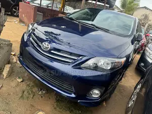 Toyota Corolla 2013 Blue