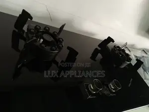 Brand New 2 Burner Gas Inbuilt Cooker