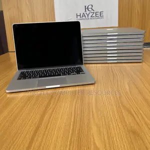 Laptop Apple MacBook Pro 2015 16GB Intel Core I5 SSD 256GB