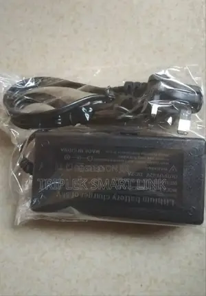 Hoverboard Charger 42volts 2amp With Uk Plug