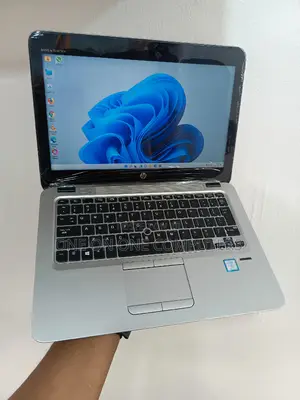 Laptop HP EliteBook 820 G3 8GB Intel Core I5 SSD 256GB