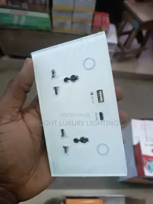 13amps Double Smart Wifi Socket With Usb