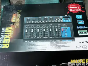 Yamaha Professional Mixer F7-Usb Digital Mp3 Player