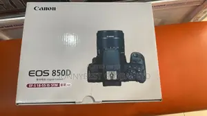CANON 850D With 18-55mm STM